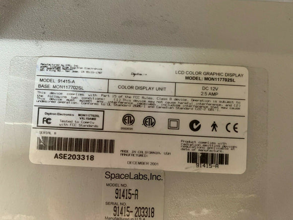 Spacelabs Healthcare 91415-A Patient Monitor used with wall mount