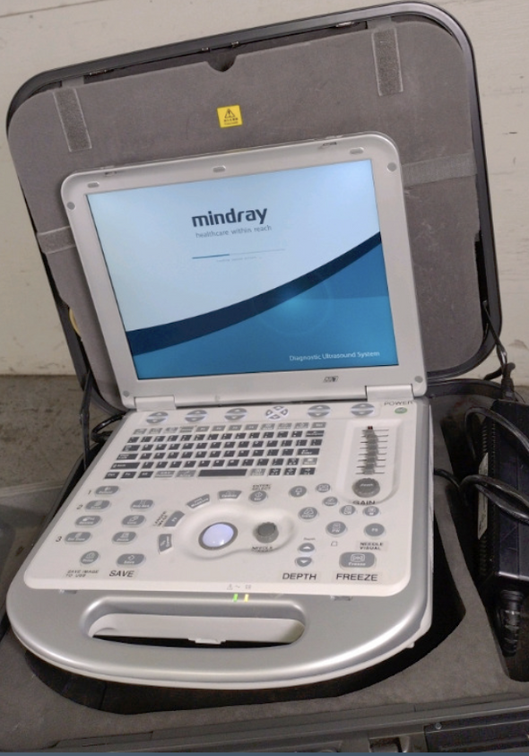 Mindray M7 Ultrasound Machine With 2 Probes (C5-2S, L14-6NS) & Hard Rolling Case